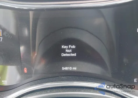 2021 Jeep Grand Cherokee Laredo E 4X2 из США, поврежденный, VIN 1C4RJEAG6MC831276